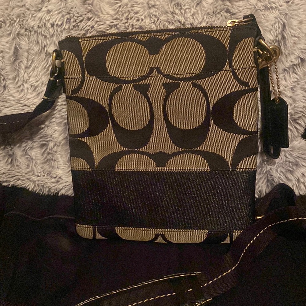 Coach shoulder bag